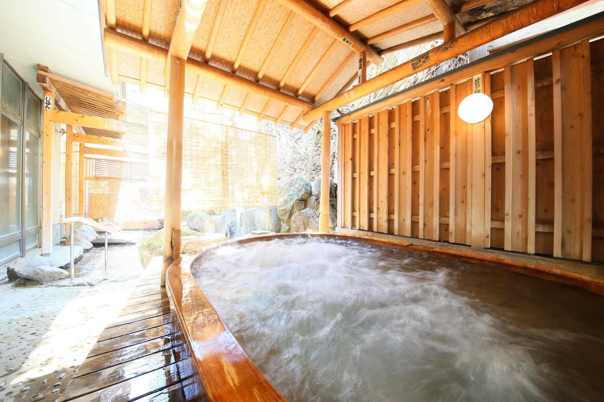 Yorozuya Annex Yurakuan Hotel Yamanouchi  Eksteriør billede