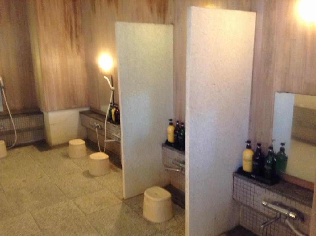 Yorozuya Annex Yurakuan Hotel Yamanouchi  Eksteriør billede