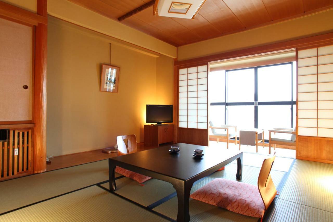 Yorozuya Annex Yurakuan Hotel Yamanouchi  Eksteriør billede