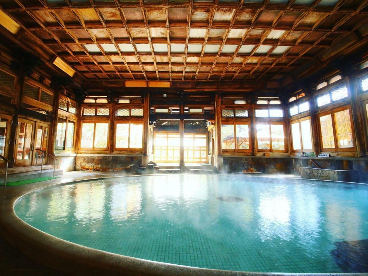 Yorozuya Annex Yurakuan Hotel Yamanouchi  Eksteriør billede