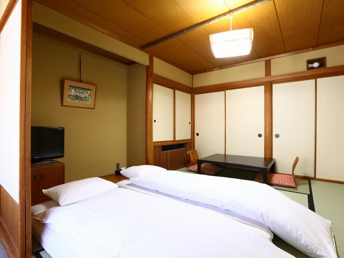 Yorozuya Annex Yurakuan Hotel Yamanouchi  Eksteriør billede